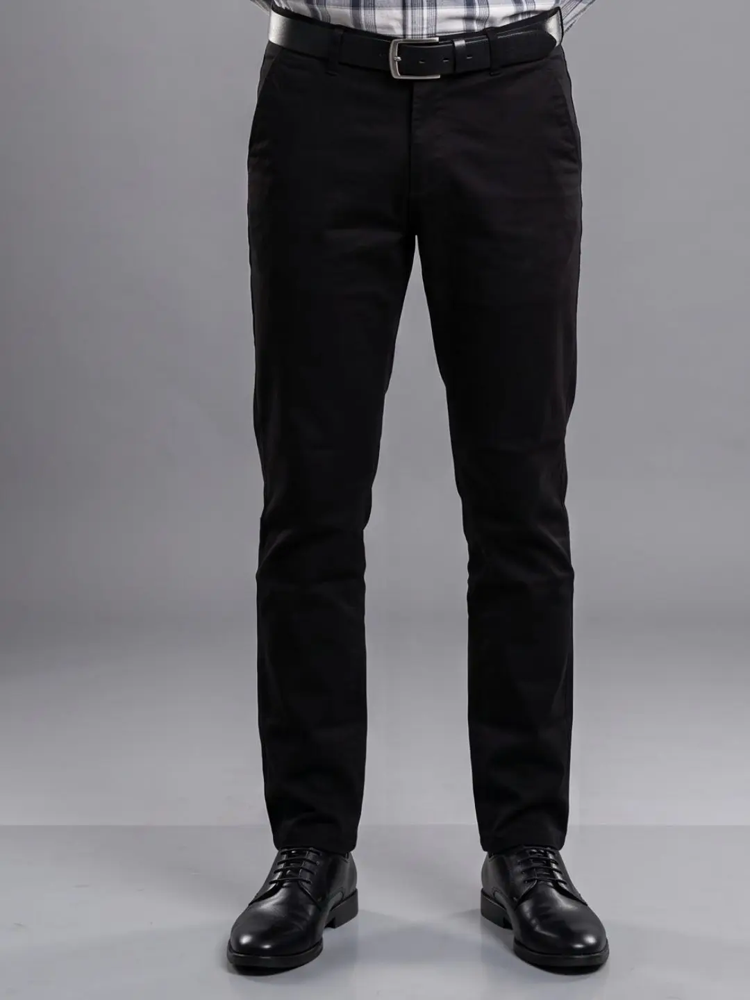 LIVE IN Black Slim Fit Solid Cotton Casual Trousers-STL12P425D50