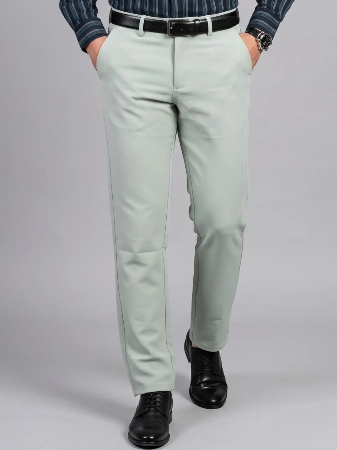 LIVE IN Olive Regular Fit Solid Polycotton Casual Trousers-LTECPM126B12